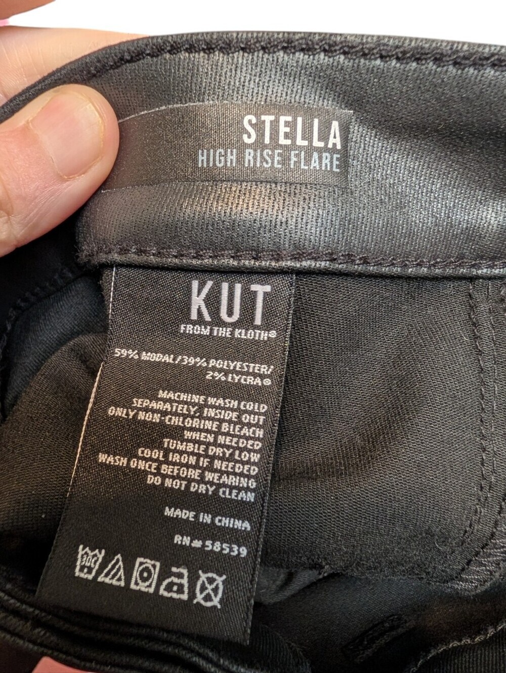 NWT KUT From The Kloth Stella High Rise Faux Leather Flare Pants Black Size 12 - Picture 6 of 9